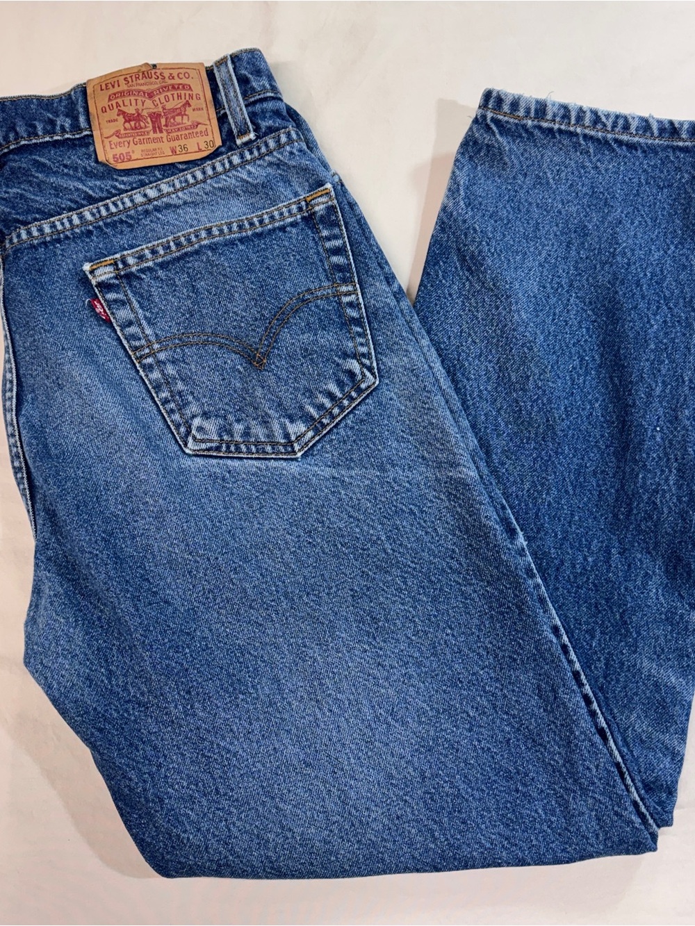 Levi's 505 Regular fit, Straight Leg Jeans Vintage 90’s, 36x30 Made in Columbia